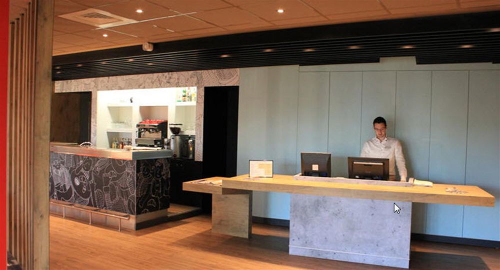 Ibis Aurillac Luaran gambar